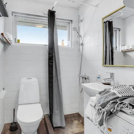 בית נופש Beautiful In With Kitchen