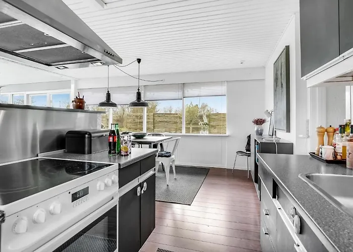 Beautiful In With Kitchen Сasa de vacaciones *